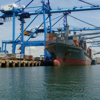 Mombasa Harbor NS 06817 Foto Jon Nordahl